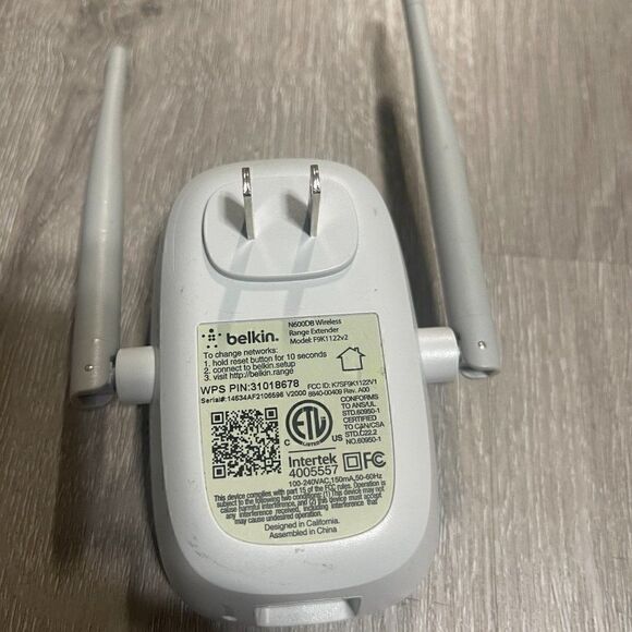 Belkin N600 DB Wireless Range Extender - Belkin F9K1122V2 - Picture 2 of 2